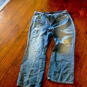 Women’s Lucky Brand 18/34 distressed jeans. Preowned